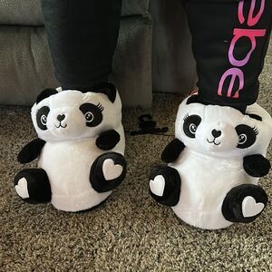Panda Slippers super cute Size 9-10